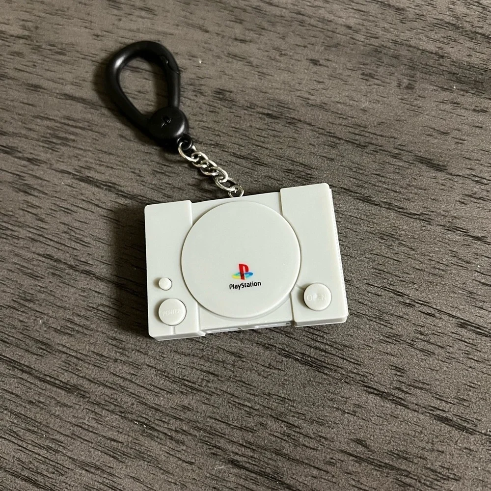 Various Sony Keychains - Picture 3 of 3